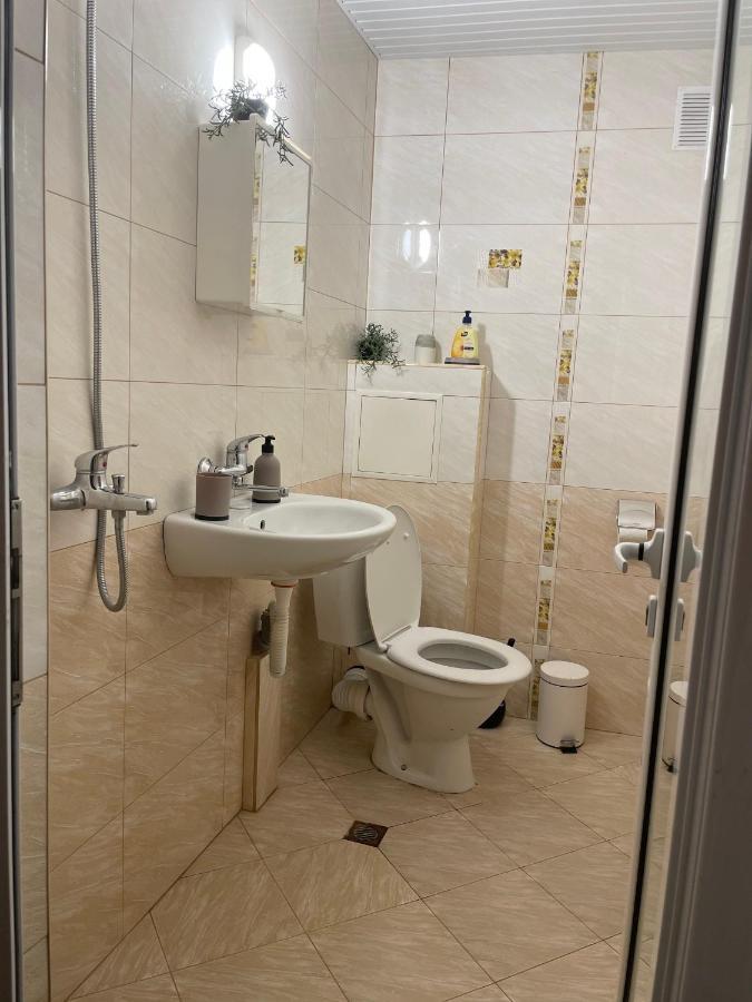 דירות בורגאס Lotos Apartament מראה חיצוני תמונה